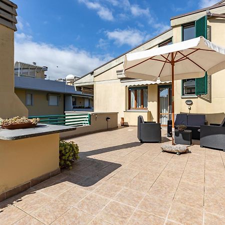 Two-Levels Apartment With Terrace And Parking Viareggio Dış mekan fotoğraf